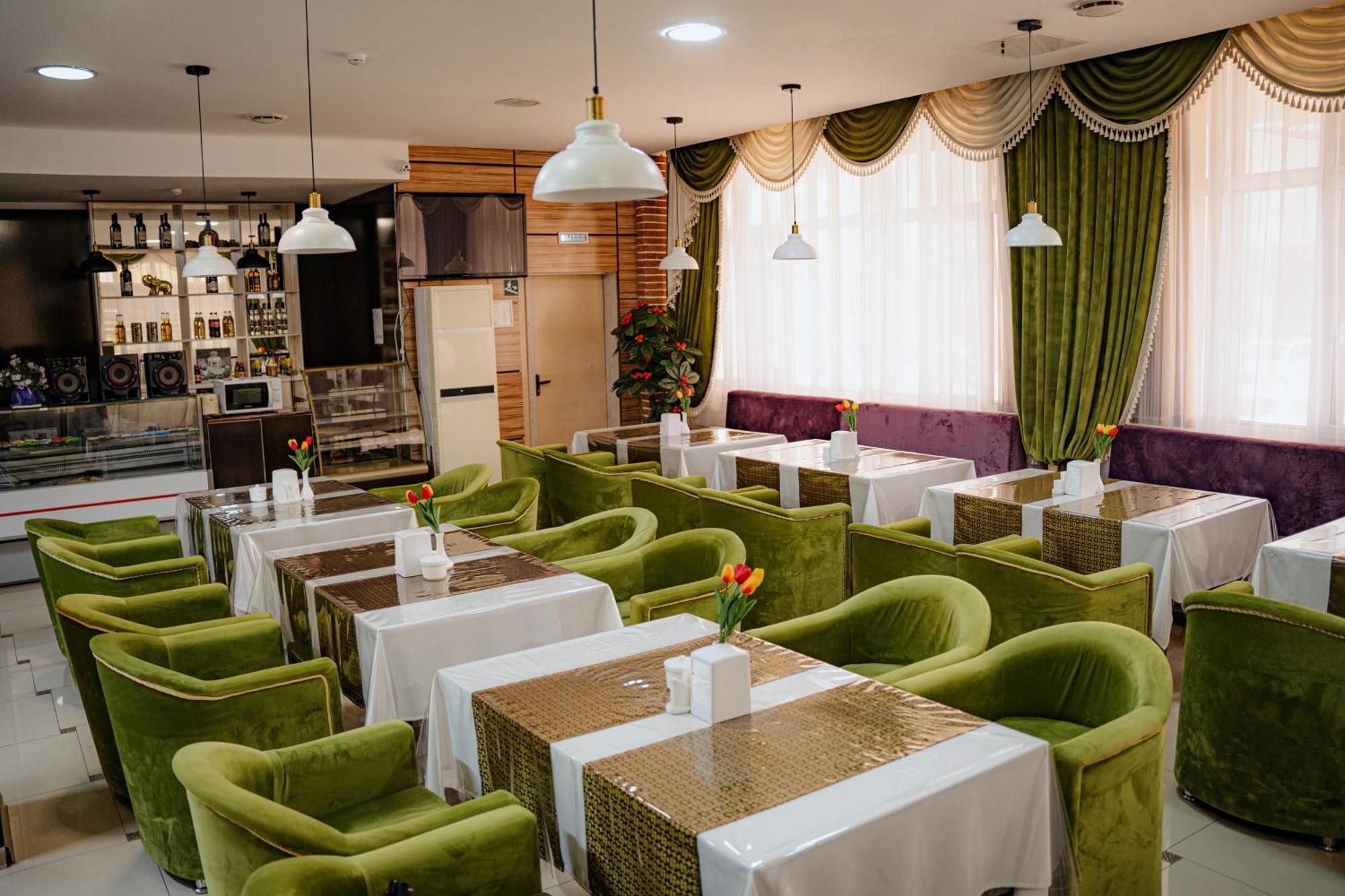 Hotel Union Plaza Astana Zewnętrze zdjęcie