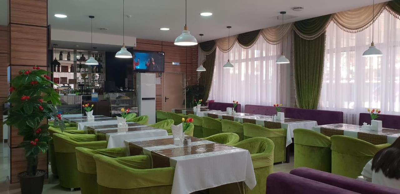 Hotel Union Plaza Astana Zewnętrze zdjęcie